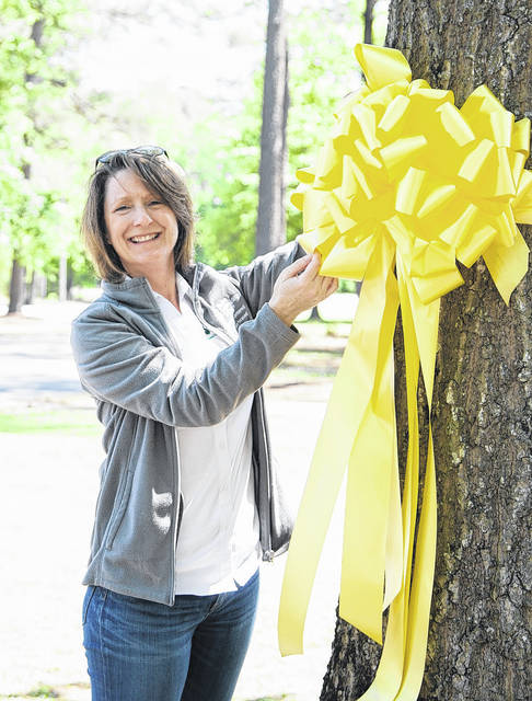 Coronavirus: 'Tie a yellow ribbon' at Bladen Community College