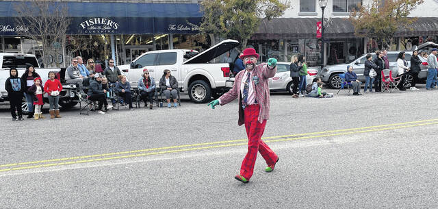 Etown Christmas Parade 2022 Elizabethtown Christmas Parade Delights Hundreds | Bladen Journal